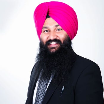 Portrait of Hardeep Dhatt, Associate.